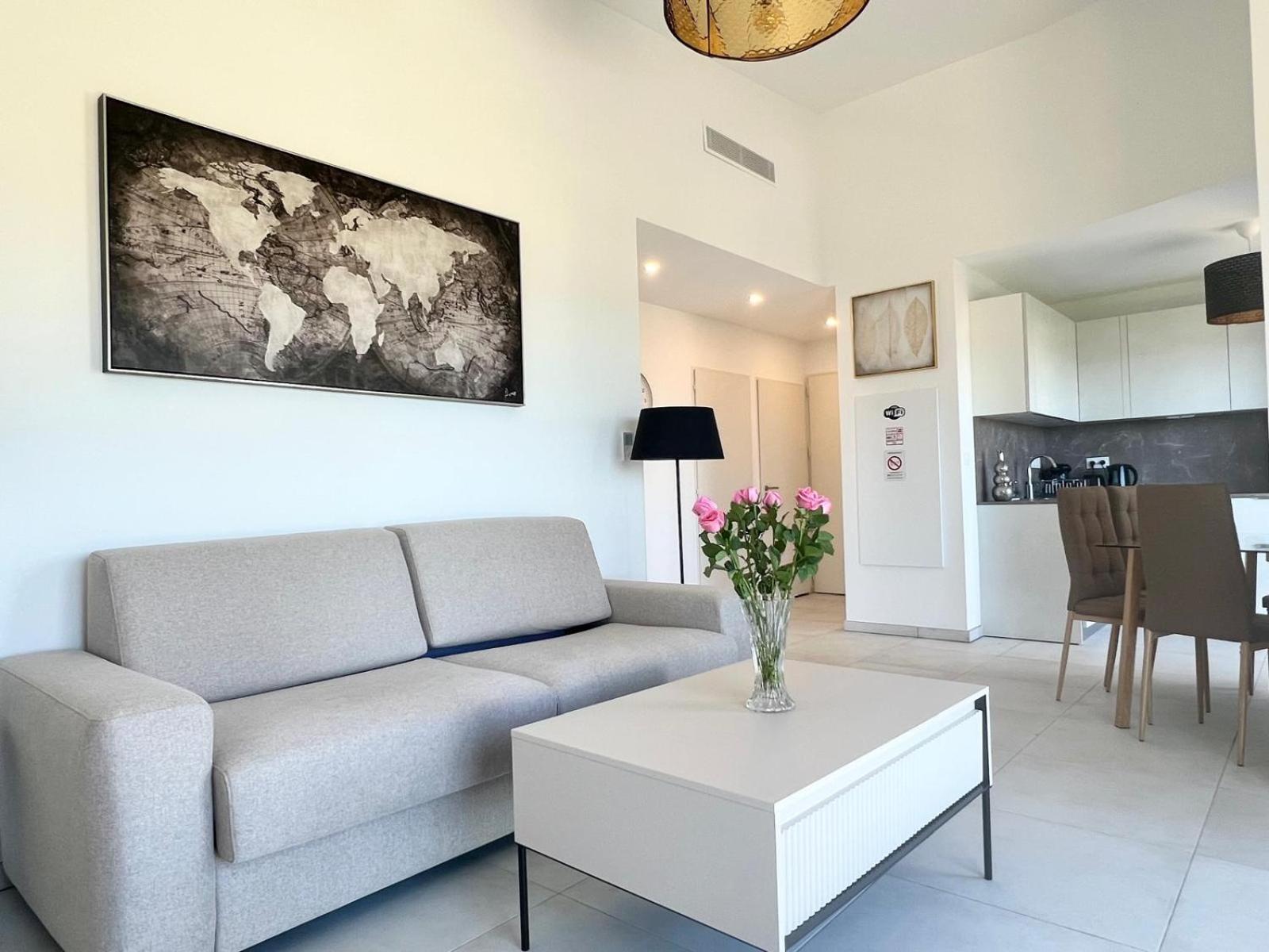 Panoramic Sea View Appartment Blue Pearl Νίκαια Εξωτερικό φωτογραφία